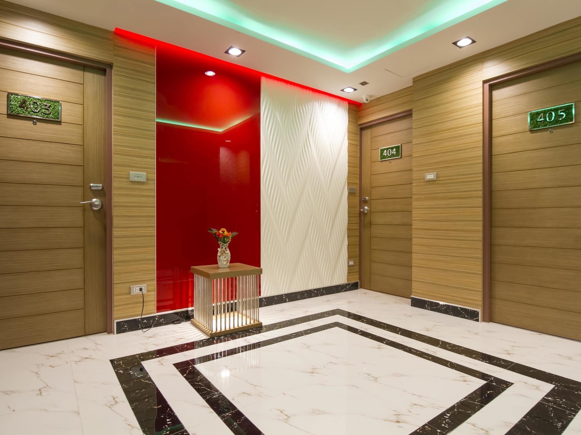 Eleven Avenue Suites Bangkok Ngoại thất bức ảnh