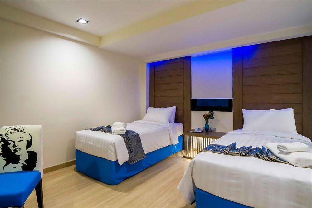 Eleven Avenue Suites Bangkok Ngoại thất bức ảnh