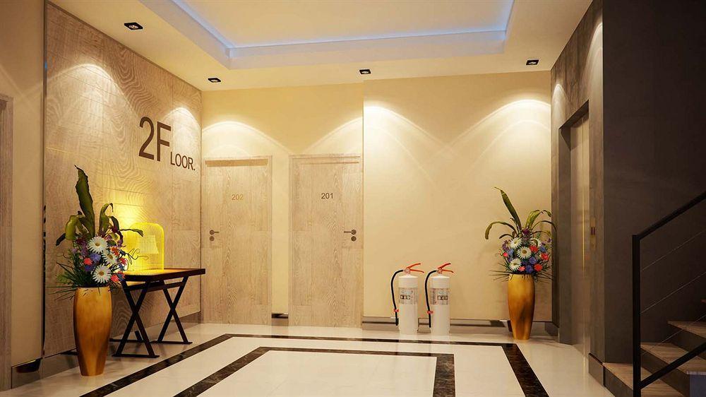 Eleven Avenue Suites Bangkok Ngoại thất bức ảnh